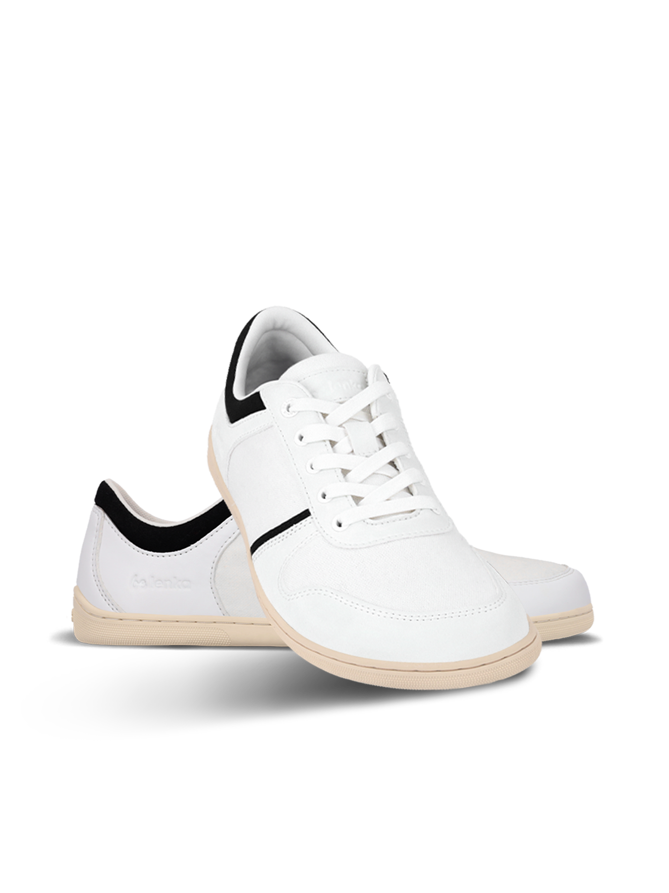 Barfuß Sneakers Be Lenka Echo - White & Black Vegan.
 Barfußschuhe ahmen das Barfußgehen perfekt nach, so wie es die Natur vorgesehen hatEverydayComfort Neo-Laufsohle für maximalen LaufkomfortGeprägtes Minimalist-Logo auf der Schuhzunge und der Außenseite des SchuhsAntibakterielle, herausnehmbare Einlegesohle verhindert Geruchsbildung und hält die Füße trockenModell sowohl in Leder als auch in veganer Ausführung erhältlich
Vorteile von Barfußschuhen:
ultraflexible SohleZero Drop: Ferse und Zehen sind bündig für eine korrekte Haltunggeräumige Zehenbox für Ihre Zehenleichter Schuh
Typ: Straßenschuhe