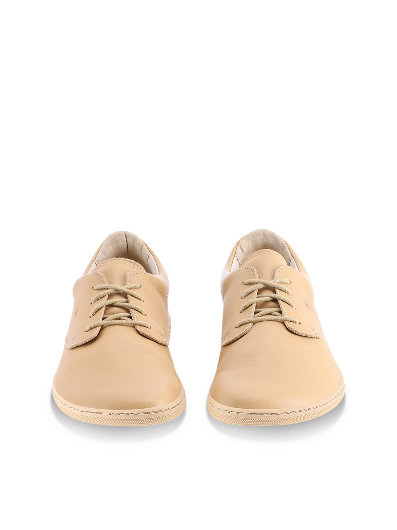 Barfußschuhe Be Lenka Cityscape - Salted Caramel Brown.
Obermaterial: Leder (nappa)Futter: Leder/TextilSohle: TR (EverydayComfort)Einlegesohle: PU-Recycle+Baumwolle (herausnehmbar)Herstellung: SlowakeiEAN/SKU: %eanorsku%
leicht kombinierbare Barfußschuhe für die ÜbergangszeitHergestellt aus hochwertigen NappaledernDie EverydayComfort-Sohle aus einer speziellen Materialmischung ist die ideale Wahl für ganztägige Bewegung in Barfußschuhenzeitloses Design und handgefertigte Qualitätbequemer Tragekomfort für den ganzen Tagum die Schuheigenschaften zu erhalten wird eine regelmäßige Imprägnierung empfohlengenähte Sohle für längere Lebensdauer des Schuhs
Vorteile von Barfußschuhen:
imitieren das Barfußlaufen perfekt nachdie anatomische Form des Schuhs bietet eine großzügige ZehenfreiheitDie Nullneigung der Sohle hält Ferse und Zehen in einer Linie für eine korrekte KörperhaltungStimulierende 4 mm dicke Sohle (ohne Stollen) aktiviert die Nervenenden des Fußesflexible Materialien sorgen für eine bessere Funktion der Muskeln und Sehnen des FußesLeichtigkeit des Schuhs als Vorbeugung gegen müde Füße
Typ: Straßenschuhe